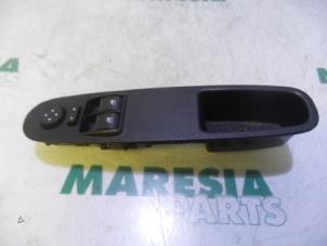 Gebruikte Combischakelaar ramen Fiat Punto III (199) Prijs € 25,00 Margeregeling aangeboden door Maresia Parts