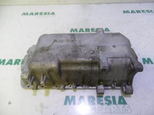 Gebruikte Carterpan Peugeot 307 SW (3H) 2.0 HDi 110 FAP Prijs € 75,00 Margeregeling aangeboden door Maresia Parts