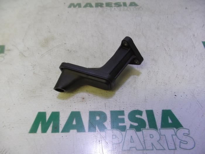 Gebruikte Oliepomp Peugeot 107 1.0 12V Prijs € 25,00 Margeregeling aangeboden door Maresia Parts