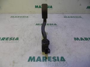 Gebruikte Sensor Gaspedaalpositie Peugeot 308 (4A/C) 1.6 HDi Prijs € 20,00 Margeregeling aangeboden door Maresia Parts