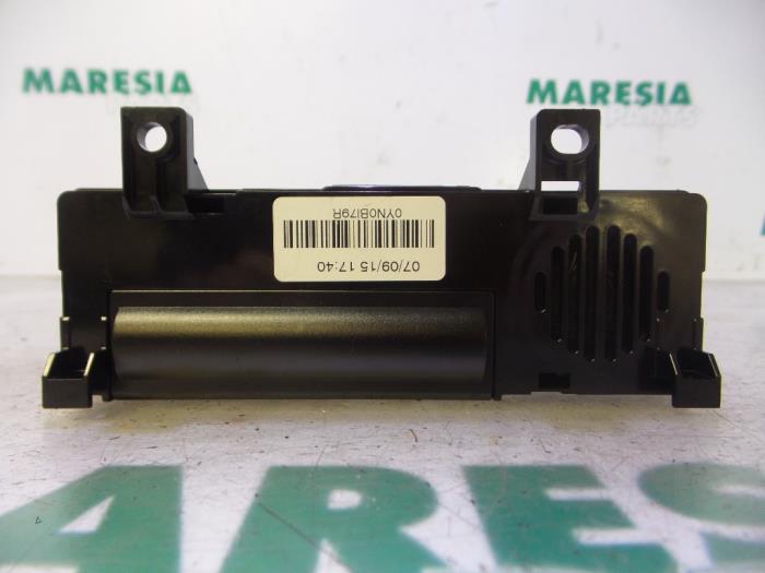 Computer Diversen van een Peugeot 308 SW (L4/L9/LC/LJ/LR) 1.6 BlueHDi 120 2015