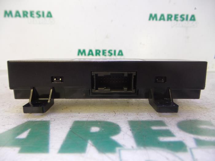 Computer Diversen van een Peugeot 308 SW (L4/L9/LC/LJ/LR) 1.6 BlueHDi 120 2015