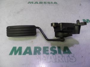 Gebruikte Gaspedaalpositie Sensor Renault Scénic II (JM) 2.0 16V Prijs € 35,00 Margeregeling aangeboden door Maresia Parts