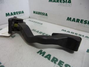 Gebruikte Gaspedaalpositie Sensor Peugeot 307 (3A/C/D) 2.0 HDi 110 FAP Prijs € 30,00 Margeregeling aangeboden door Maresia Parts