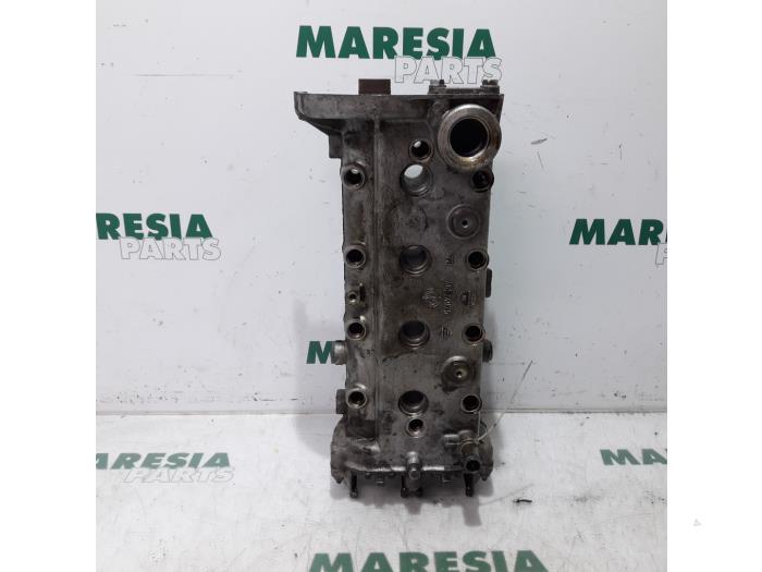 Gebruikte Nokkenas Fiat Bravo (182A) 1.2 16V Prijs € 131,25 Margeregeling aangeboden door Maresia Parts