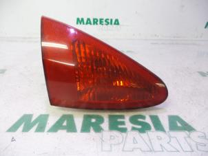 Gebruikte Achterlicht links Alfa Romeo 147 (937) 1.9 JTD 16V Prijs € 20,00 Margeregeling aangeboden door Maresia Parts