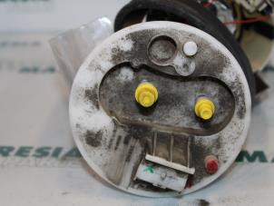 Gebruikte Tank element Pomp Alfa Romeo 166 2.4 JTD Prijs € 50,00 Margeregeling aangeboden door Maresia Parts