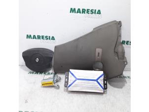Gebruikte Airbag Set + Module Renault Espace (JK) 2.2 dCi 16V Prijs € 90,00 Margeregeling aangeboden door Maresia Parts