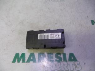 Gebruikte Computer Diversen Citroen C5 III Berline (RD) 3.0 HDiF V6 24V Prijs € 65,00 Margeregeling aangeboden door Maresia Parts