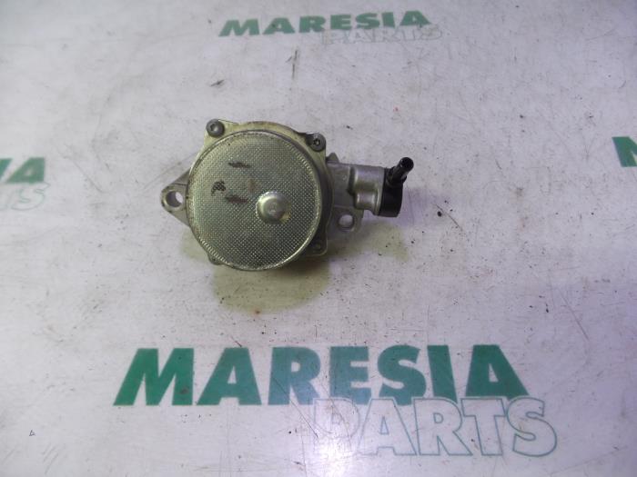 Gebruikte Vacuumpomp (Diesel) Peugeot Bipper (AA) 1.4 HDi Prijs € 30,19 Inclusief btw aangeboden door Maresia Parts