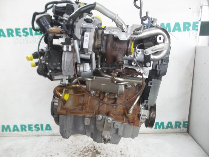 A 4 Renault Clio Cargo Van