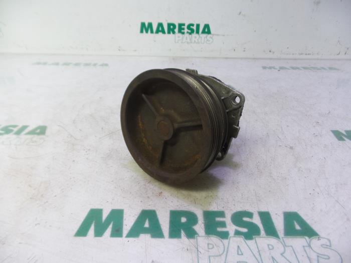 Gebruikte Waterpomp Fiat Marea Weekend (185BX/CX) 1.6 SX,ELX 16V Prijs € 50,00 Margeregeling aangeboden door Maresia Parts