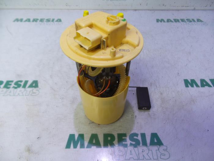 Gebruikte Tank element Pomp Fiat Punto Evo (199) 1.3 JTD Multijet Start&Stop 16V Van Prijs € 50,00 Margeregeling aangeboden door Maresia Parts