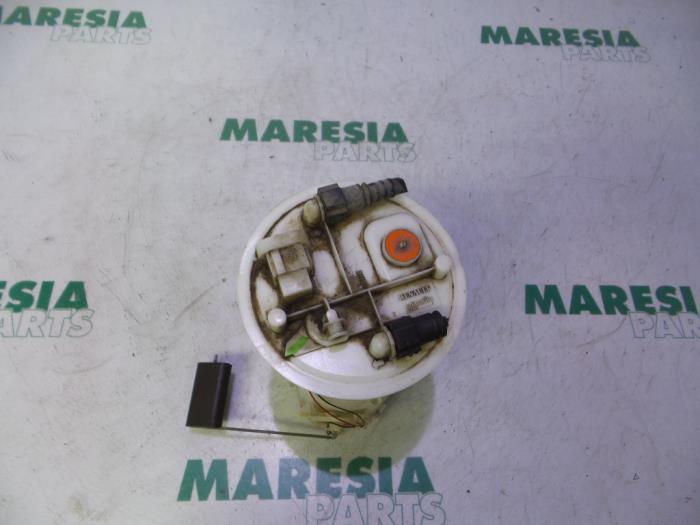 Gebruikte Tank element Pomp Renault Trafic New (FL) 1.9 dCi 100 16V Prijs € 60,50 Inclusief btw aangeboden door Maresia Parts