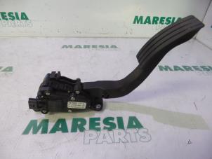 Gebruikte Sensor Gaspedaalpositie Renault Twingo II (CN) 1.5 dCi 90 FAP Prijs € 19,95 Margeregeling aangeboden door Maresia Parts