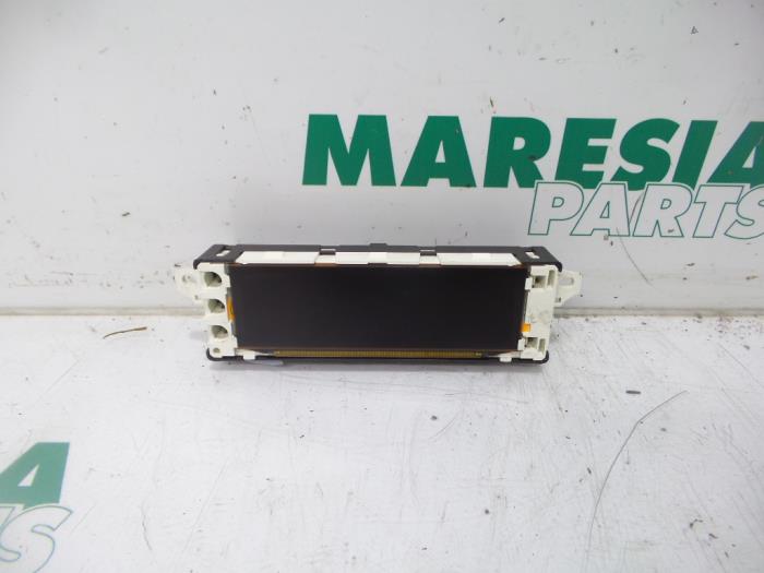 Gebruikte Display Interieur Peugeot Partner Tepee (7A/B/C/D/E/F/G/J/P/S) 1.6 HDI 90 16V Phase 1 Prijs € 36,30 Inclusief btw aangeboden door Maresia Parts