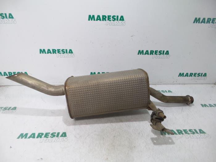 Gebruikte Uitlaat Einddemper Peugeot Partner Tepee (7A/B/C/D/E/F/G/J/P/S) 1.6 HDI 90 16V Phase 1 Prijs € 48,40 Inclusief btw aangeboden door Maresia Parts
