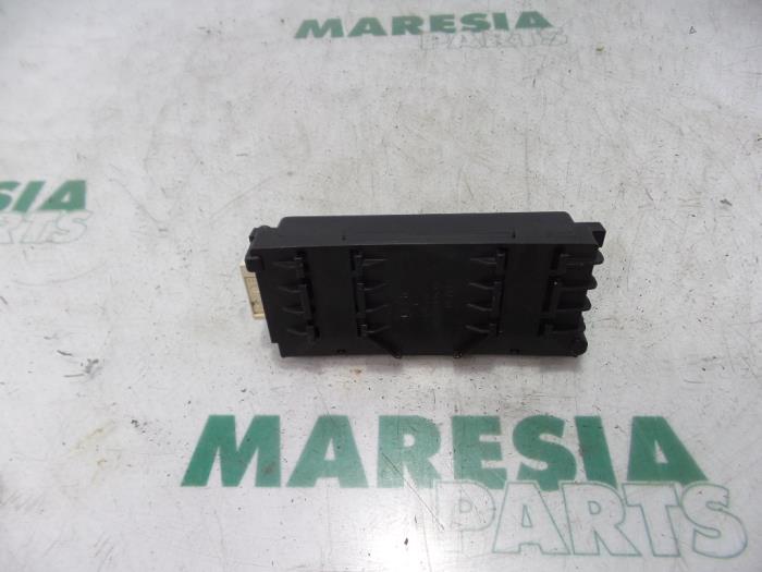 Gebruikte Computer Diversen Peugeot 407 (6C/J) 2.0 HDiF 16V Prijs € 75,00 Margeregeling aangeboden door Maresia Parts