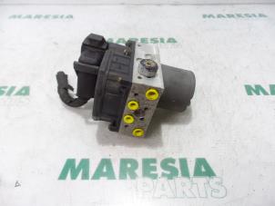 Gebruikte ABS Pomp Fiat Stilo (192A/B) 1.6 16V 5-Drs. Prijs € 75,00 Margeregeling aangeboden door Maresia Parts