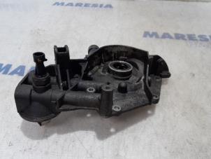 Gebruikte Oliepomp Fiat Grande Punto (199) 1.4 Prijs € 75,00 Margeregeling aangeboden door Maresia Parts