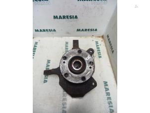 Gebruikte Asschenkel rechts-voor Renault Espace (JK) 2.2 dCi 150 16V Grand Espace Prijs € 65,00 Margeregeling aangeboden door Maresia Parts