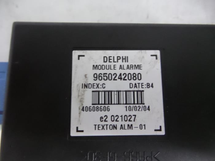 Computer Diversen van een Peugeot 307 CC (3B) 2.0 16V 2004