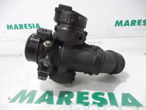 Gebruikte Gasklephuis Peugeot Expert (G9) 1.6 HDi 90 Prijs € 60,00 Margeregeling aangeboden door Maresia Parts