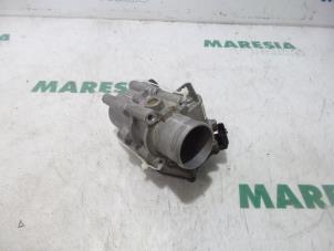 Gebruikte Gasklephuis Renault Master III (MA/MB/MC/MD/MH/MF/MG/MH) 2.3 dCi 16V Prijs € 60,44 Inclusief btw aangeboden door Maresia Parts