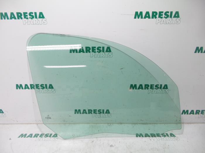 CITROËN C3 Picasso 1 generation (2008-2016) Front Right Door Glass 9202N5 19435372