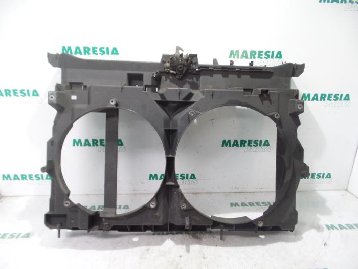 Gebruikte Frontpaneel Citroen Jumpy (G9) 1.6 HDI 16V Prijs € 72,60 Inclusief btw aangeboden door Maresia Parts