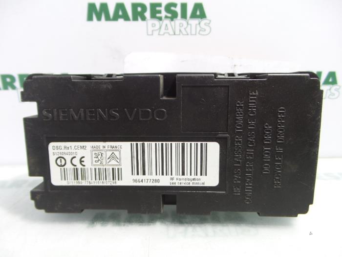 Gebruikte Computer Diversen Peugeot 207 CC (WB) 1.6 16V THP Prijs € 75,00 Margeregeling aangeboden door Maresia Parts