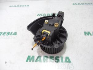 Gebruikte Chaufage Ventilatiemotor Fiat Qubo 1.3 D 16V Multijet Prijs € 60,00 Margeregeling aangeboden door Maresia Parts
