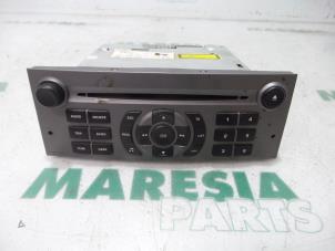 Gebruikte Radio CD Speler Peugeot 407 SW (6E) 2.0 16V Prijs € 65,00 Margeregeling aangeboden door Maresia Parts