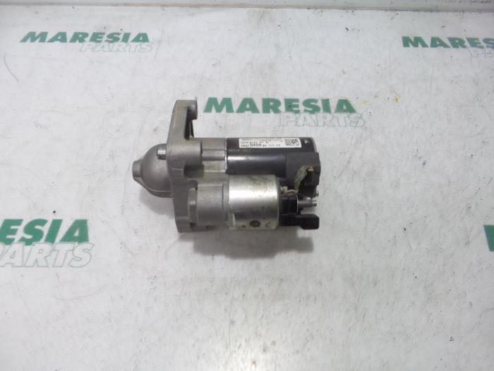 Gebruikte Startmotor Citroen C4 Cactus (0B/0P) 1.2 PureTech 82 12V Prijs € 30,00 Margeregeling aangeboden door Maresia Parts