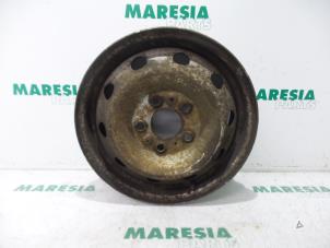 Gebruikte Velg Peugeot Boxer (U9) 2.2 HDi 120 Euro 4 Prijs € 42,35 Inclusief btw aangeboden door Maresia Parts
