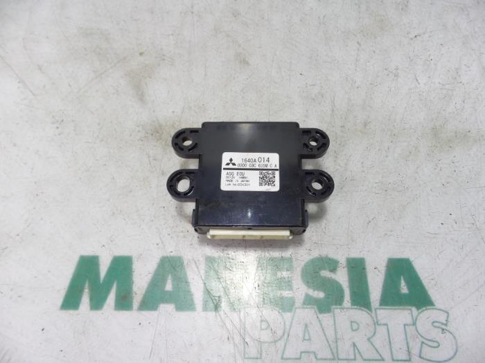Gebruikte Start/Stop computer Citroen C4 Aircross (BU) 1.6 HDi 16V 115 Prijs € 75,00 Margeregeling aangeboden door Maresia Parts