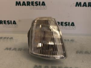 Nieuwe Knipperlicht rechts Renault R19 Prijs € 6,05 Inclusief btw aangeboden door Maresia Parts