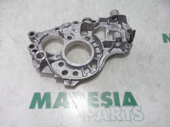 Gebruikte Versnellingsbakhuis Peugeot 206 (2A/C/H/J/S) 1.4 XR,XS,XT,Gentry Prijs € 40,00 Margeregeling aangeboden door Maresia Parts