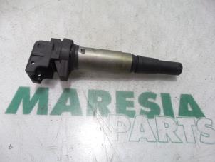 Gebruikte Bobine Peugeot 308 (L3/L8/LB/LH/LP) 1.6 16V THP Prijs € 9,99 Margeregeling aangeboden door Maresia Parts