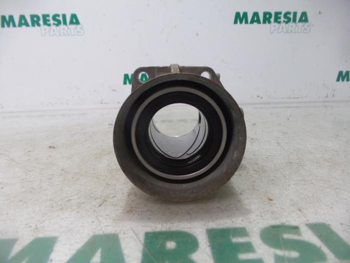 Tussenas van een Citroën C-Crosser 2.2 HDiF 16V 2010