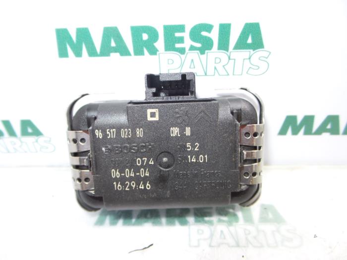 Gebruikte Regensensor Peugeot 307 CC (3B) 2.0 16V Prijs € 35,00 Margeregeling aangeboden door Maresia Parts