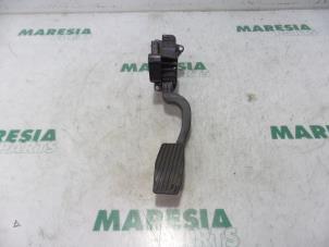 Gebruikte Gaspedaalpositie Sensor Fiat Grande Punto (199) 1.2 Prijs € 15,00 Margeregeling aangeboden door Maresia Parts