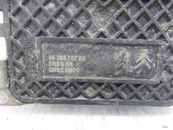 Computer Diversen van een Peugeot 2008 (CU) 1.6 Blue HDi 100 2016