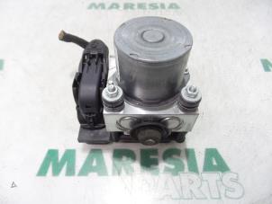 Gebruikte ABS Pomp Fiat 500/595/695 1.4 T-Jet 16V 695 Prijs € 262,50 Margeregeling aangeboden door Maresia Parts