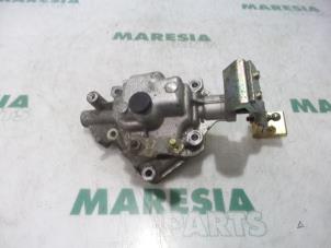 Gebruikte Schakelbak Mechaniek Fiat Stilo MW (192C) 1.6 16V Prijs € 40,00 Margeregeling aangeboden door Maresia Parts