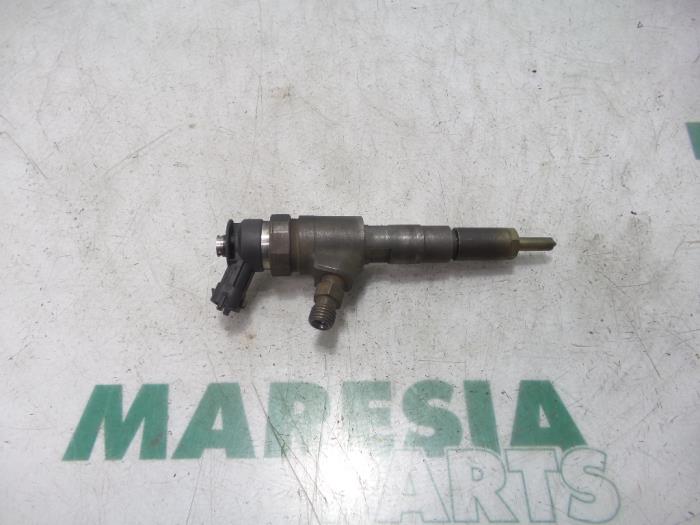 Gebruikte Verstuiver (diesel) Peugeot 206 (2A/C/H/J/S) 1.4 HDi Prijs € 85,00 Margeregeling aangeboden door Maresia Parts