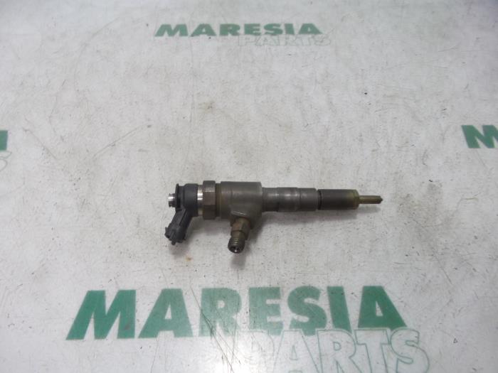 Gebruikte Verstuiver (diesel) Peugeot 206 (2A/C/H/J/S) 1.4 HDi Prijs € 85,00 Margeregeling aangeboden door Maresia Parts
