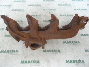 Gebruikte Spruitstuk Uitlaat Renault Megane Classic (LA) 1.9 dTi RN Prijs € 50,00 Margeregeling aangeboden door Maresia Parts