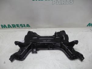 Gebruikte Subframe Peugeot 3008 I (0U/HU) 2.0 HYbrid4 16V Prijs € 105,00 Margeregeling aangeboden door Maresia Parts