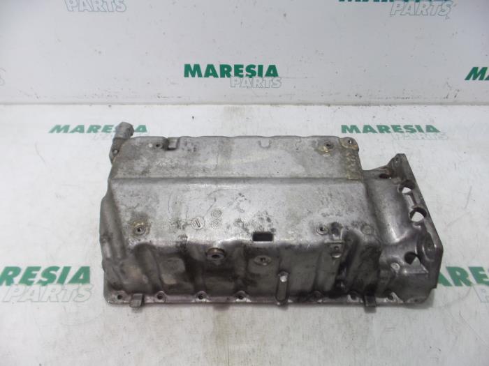 Gebruikte Carterpan Citroen C4 Grand Picasso (UA) 2.0 HDiF 16V 135 Prijs € 50,00 Margeregeling aangeboden door Maresia Parts